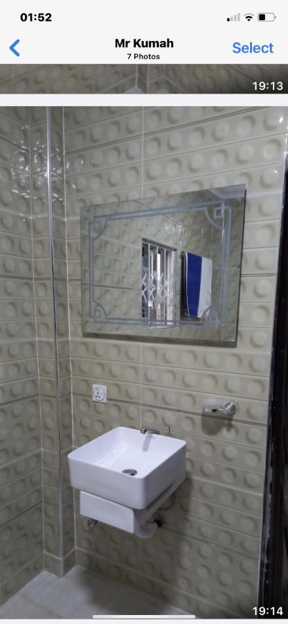 Baffour Studio Kumasi Exteriör bild